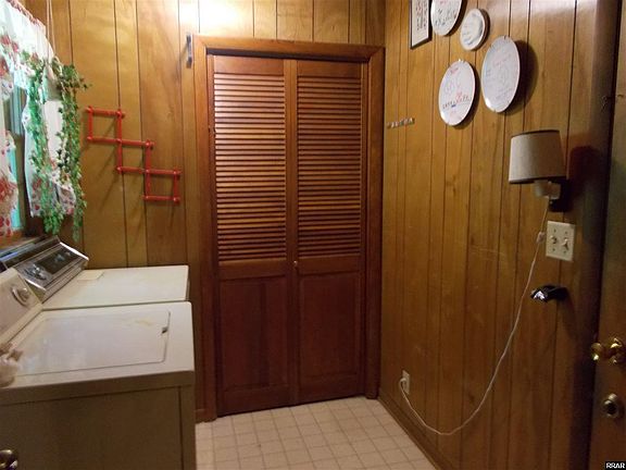 5th image of 1726 Cottonwood Dr