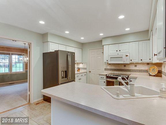 5th image of 11845 Clara Way