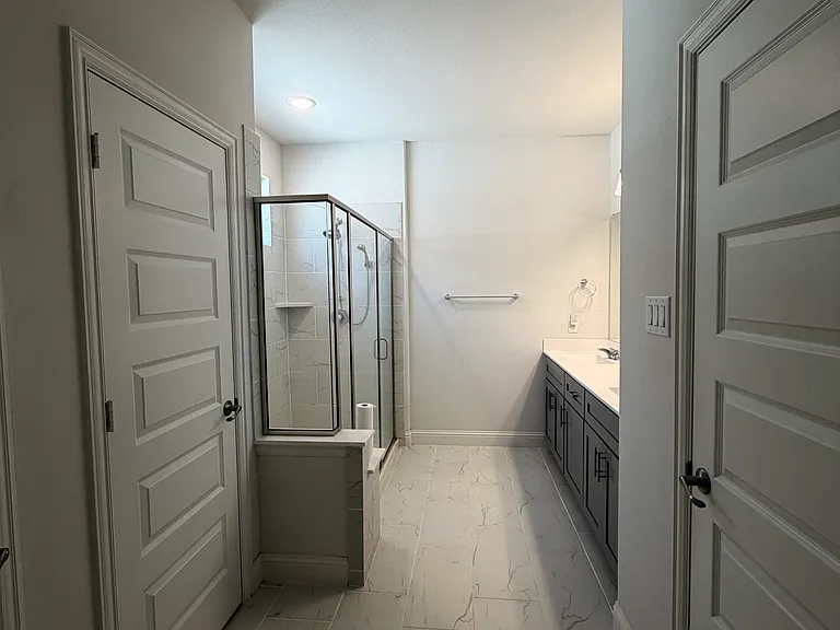 5418 Grand Ave — Photo 3