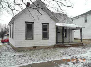 208 E Lucas St, Hillsboro, IN 47949