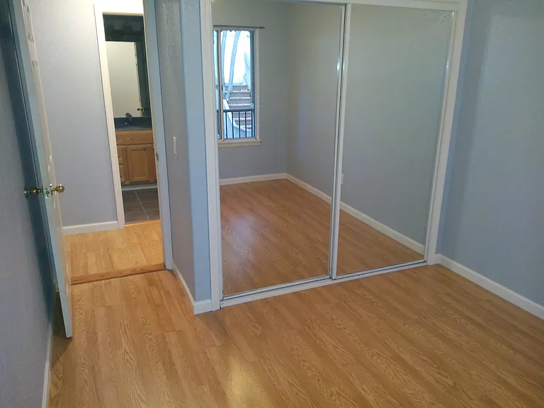 7950 Canyon Dr — Photo 2