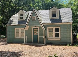 5731 Rickett Ave, Hanahan, SC 29410