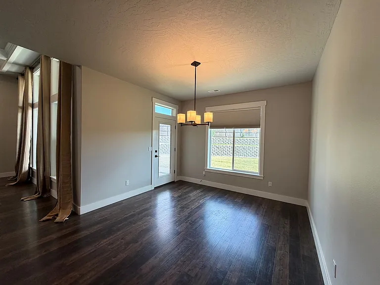 189 Mata Rd — Photo 12