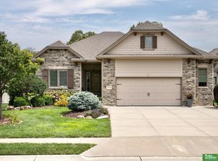 10024 Olive St, La Vista, NE 68128