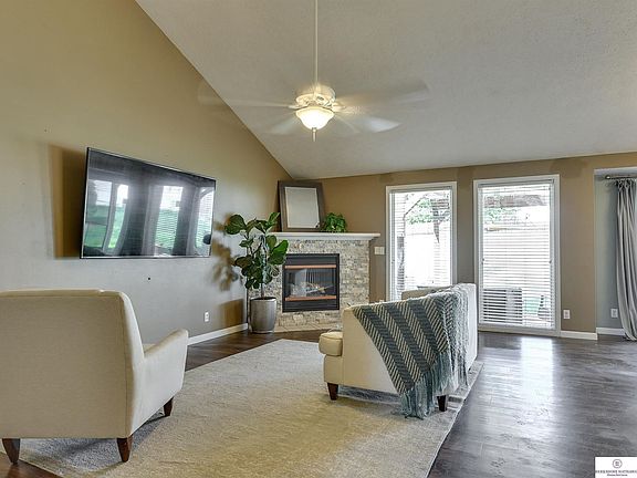 5th image of 15001 Marseille Ave