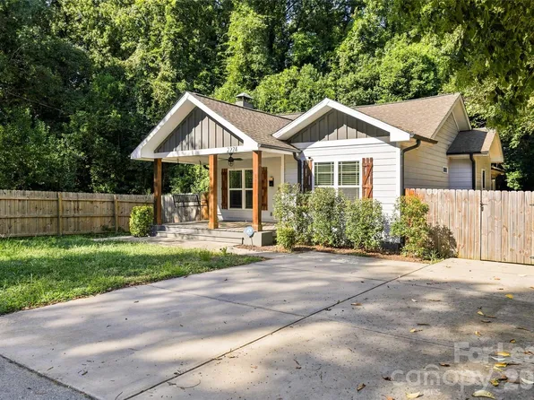 2224 Weyland Ave, Charlotte, NC 28208