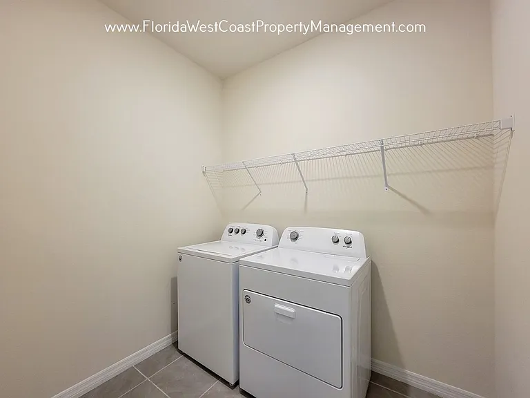 5819 Oak Bridge Ct — Photo 14