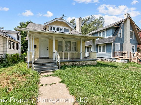 3rd image of 5336 Euclid Ave