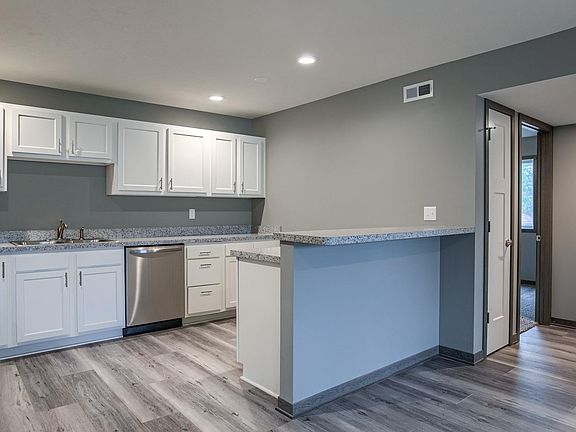 4th image of 1020 N 35th St #2