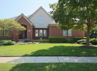 3786 Riverwatch Ln, Columbus, OH