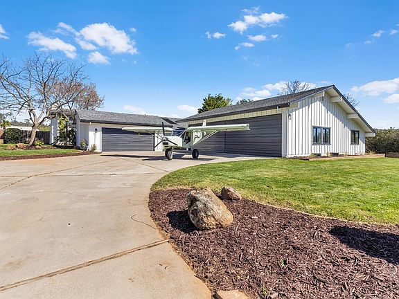 5th image of 3053 Boeing Rd