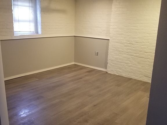 2nd image of 5214 5th Ave #1