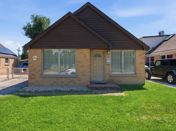 4125 Ruby St, Schiller Park, IL 60176