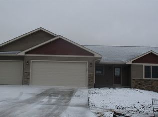 719 N Garfield Ave, Evansville, WI 53536