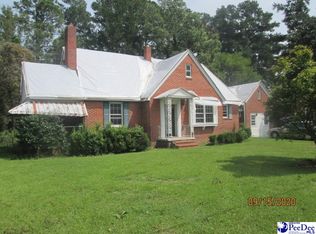 905 E Cleveland St, Dillon, SC 29536