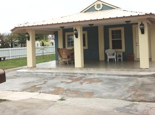 214 W 3rd St, Crane, TX 79731