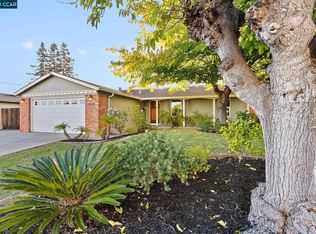 2038 Rainier Dr, Martinez, CA 94553