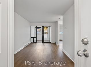 353 Queen St W #10, Toronto, ON M5V2A4