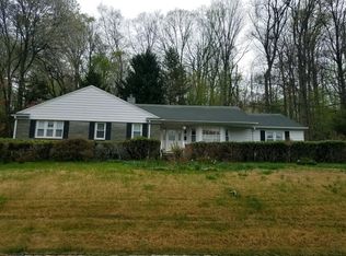 44 Leamoor Dr, Morris Plains, NJ 07950