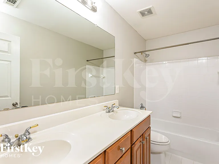 1460 Independence Trl — Photo 13