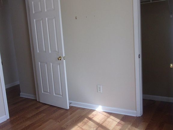 4th image of 1516 Buckingham Pl #159