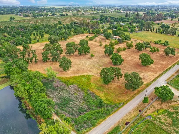 10843 Gay Rd, Wilton, CA 95693