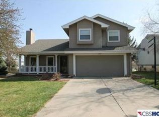 13621 Chandler St, Omaha, NE 68138