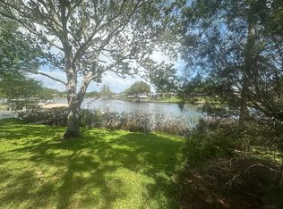 563 Gershwin Dr, Largo, FL 33771