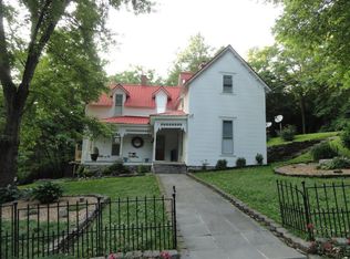 830 Red Hill Rd, Normandy, TN 37360