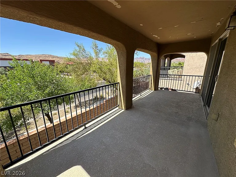 11905 Alava Ave — Photo 17