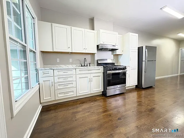 126 Burroughs St #130 — Photo 9