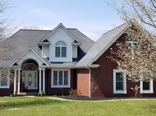 185 Eagles Nest Dr, Lebanon, KY 40033
