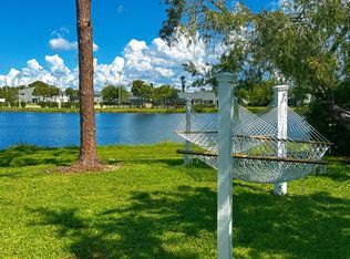 Clubside ~ Boutique Cottage Style Living in a Laid Back Coastal Community, Venice, FL 34292