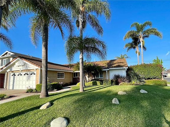2nd image of 16584 Yucca Cir