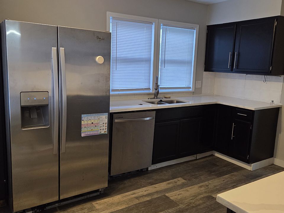 1st image of 4826 Taunton Way