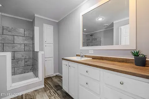 3 bed, 1323 sqft, $2,100 — Photo 3