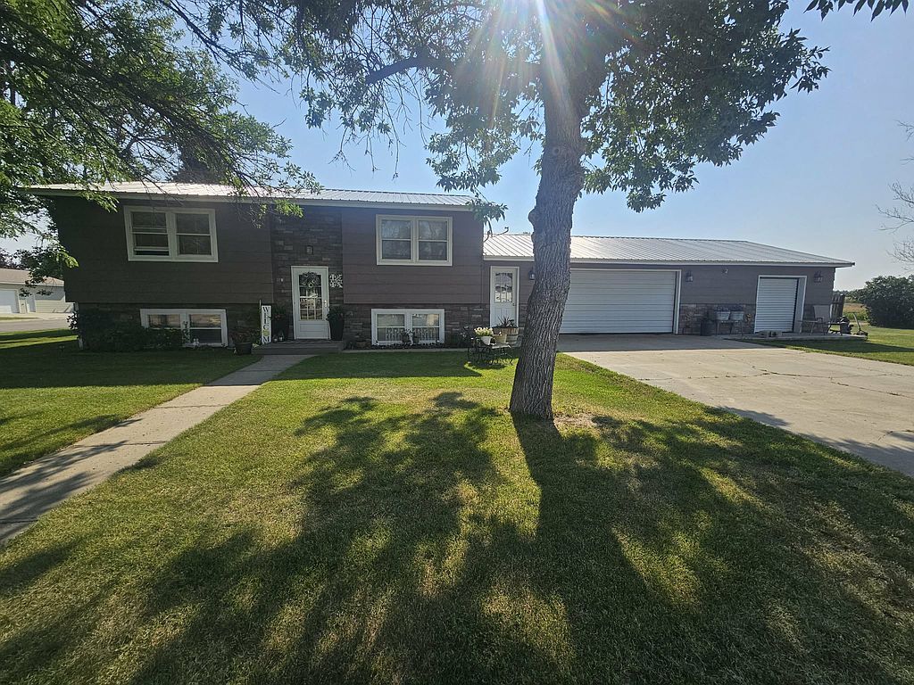 601 S 8th Ave E - Property Image
