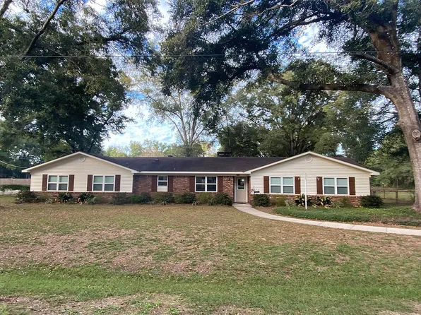 400 Juniper Ave, Satsuma, AL 36572