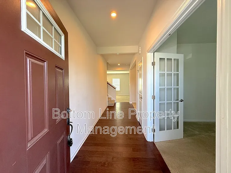 1524 Bailiff Ct SW — Photo 3