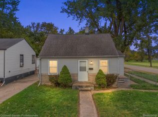 7004 Westminster Ave, Warren, MI 48091