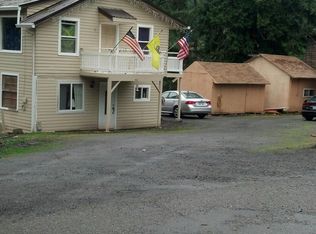 401 N Main St, Drain, OR 97435