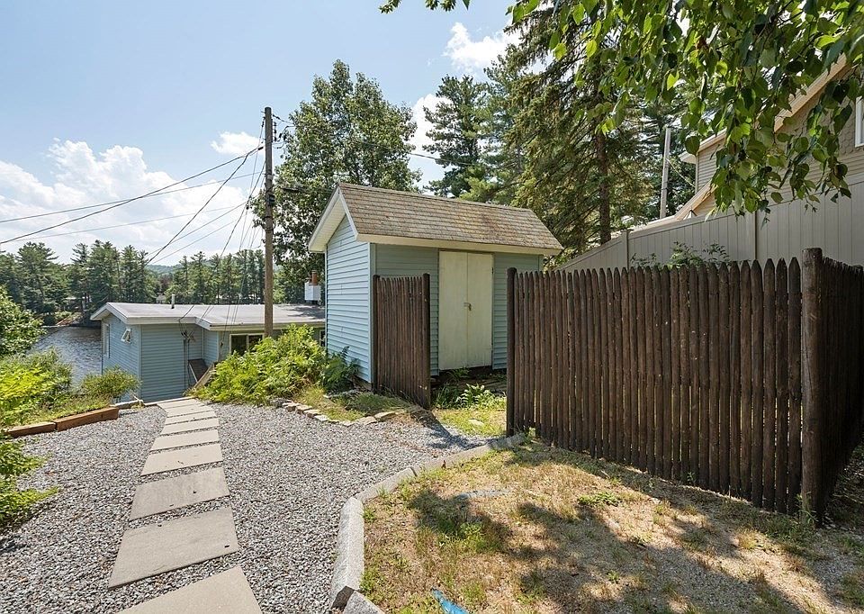 174 Elm St, Goffstown, NH 03045 Zillow