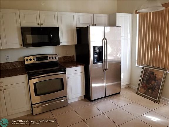 5th image of 2552 SW 83rd Ave
