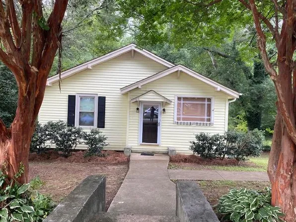 21 Mellon St, Marietta, SC 29683