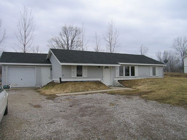 5185 Silverberry Dr, Mt Pleasant, MI