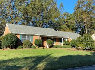 2844 Greenview Rd, Chesapeake, VA 23321