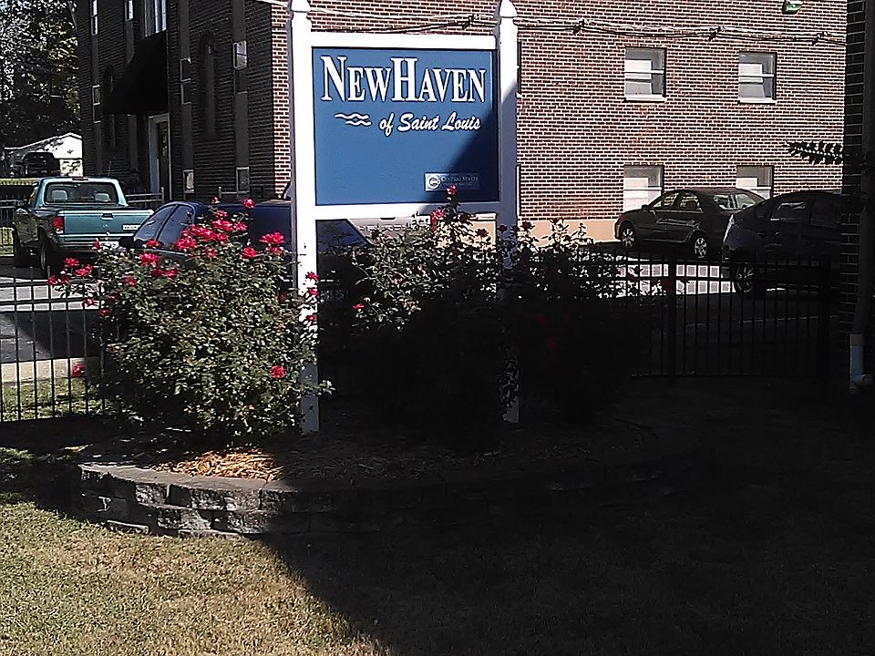2nd image of 2040 Yale Ave APT 2