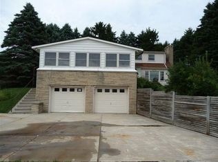 27015 Hart Dr, Wind Lake, WI 53185