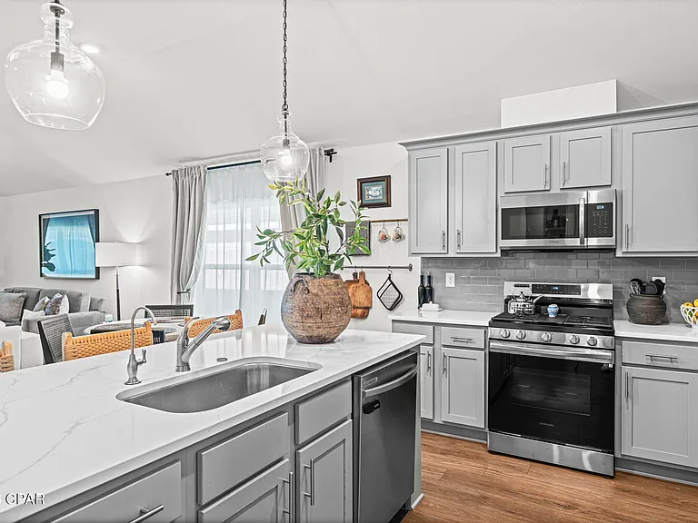 283 Bayou Bend Ln — Photo 11