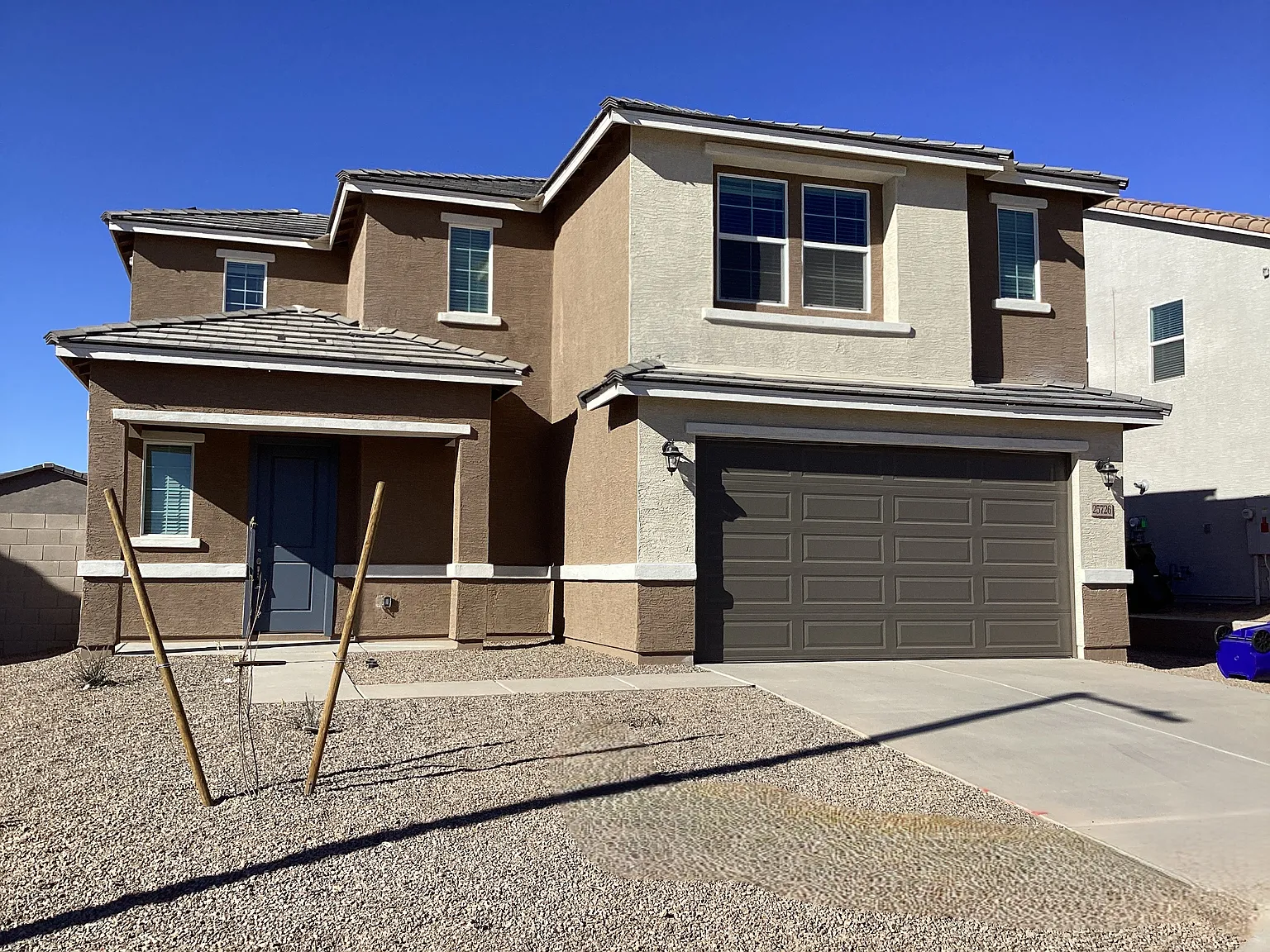 3 bed, 2.5 bath, 1718 sqft, $1,950 — Photo 1